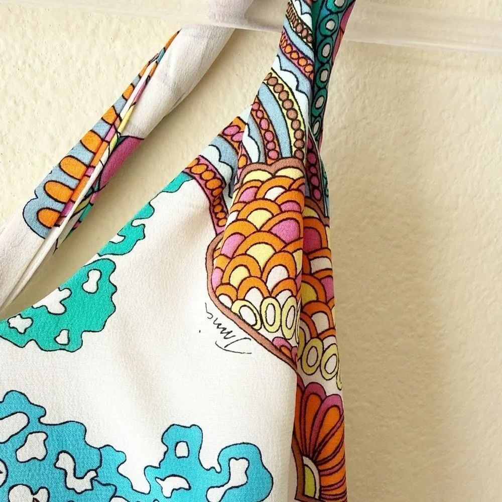 Banana Republic x Trina Turk 100% Silk - Picture 4 of 13